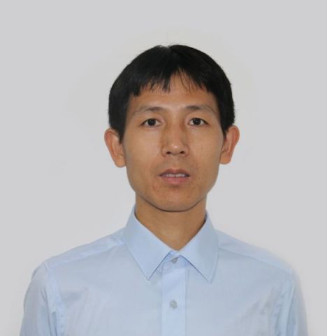 Junhong Xia